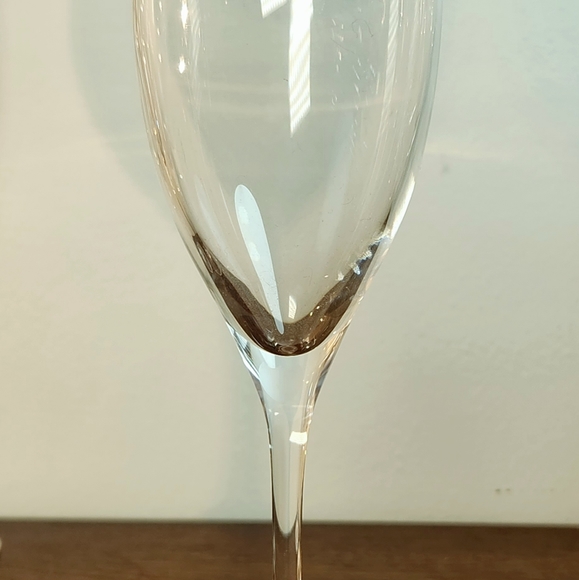 Dom Perrignon Vintage Handblown Crystal Champagne Flutes - Set of 8 - Picture 7 of 8